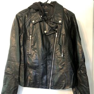 Forever 21 size large black jacket.